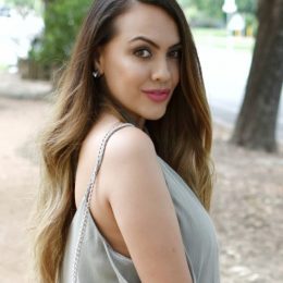 BACK TO THE BASICS DAY DRESS WITH TOBI